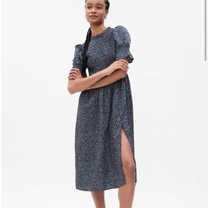 Wonens Puffed Sleeve smock dress